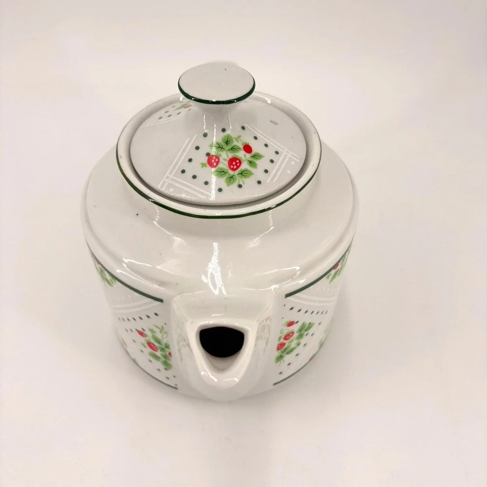 Vintage Strawberry Teapot Cottagecore Farmhouse Country Kitchen‎ Tea Pot Decor